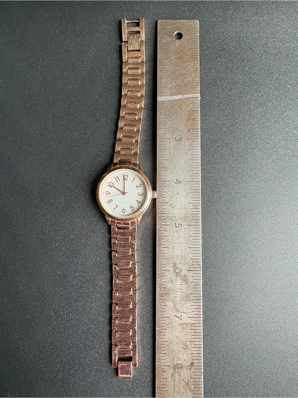 Rose Gold Round Face Women’s Bracelet Watch